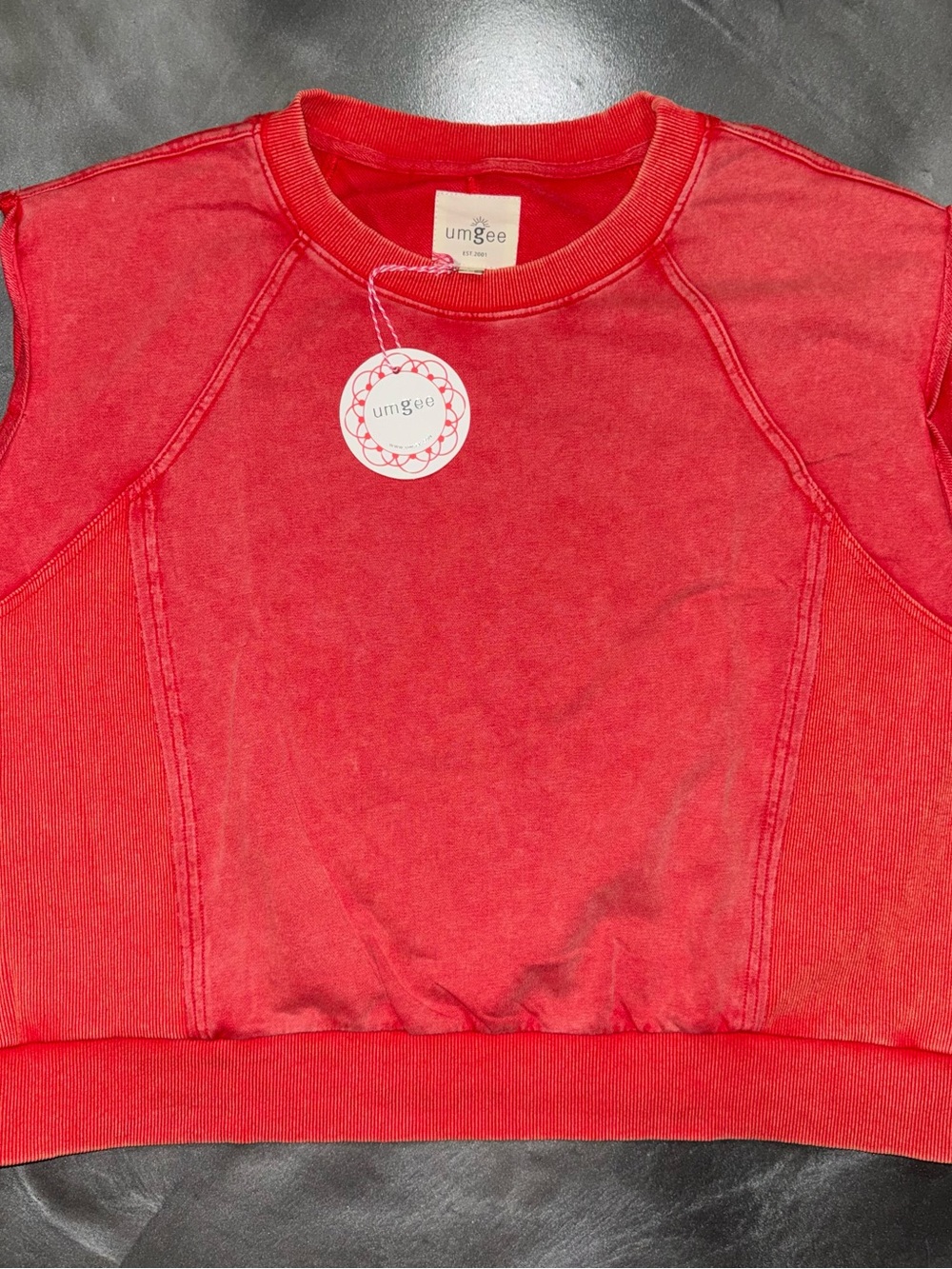 Umgee Red Sleeveless Sweatshirt Top - Picture 1 of 6